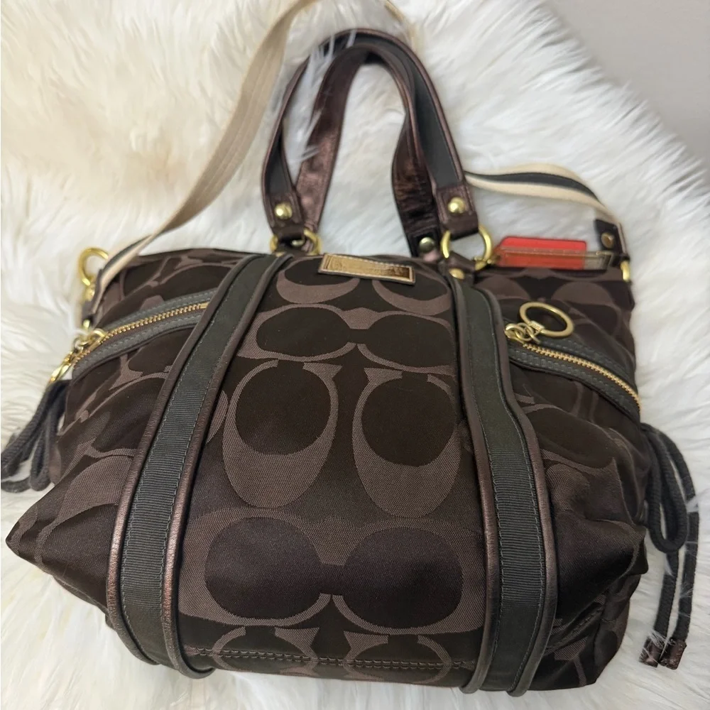 Coach Brown Signature Tote with Contrast Cream Strap#F13843